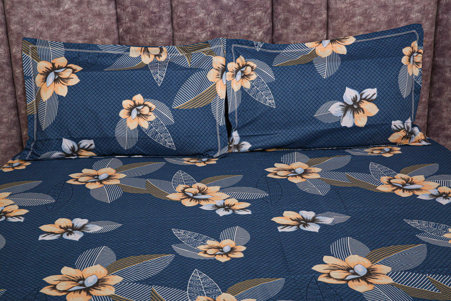 Serenavae Premium King Size Bedsheet (108" x 108"): 400 TC