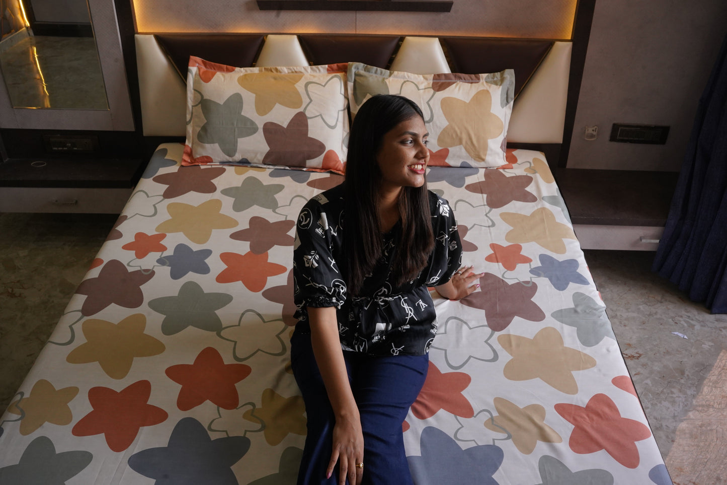 Premium King Size Bedsheet (108" x 108"): 400 TC