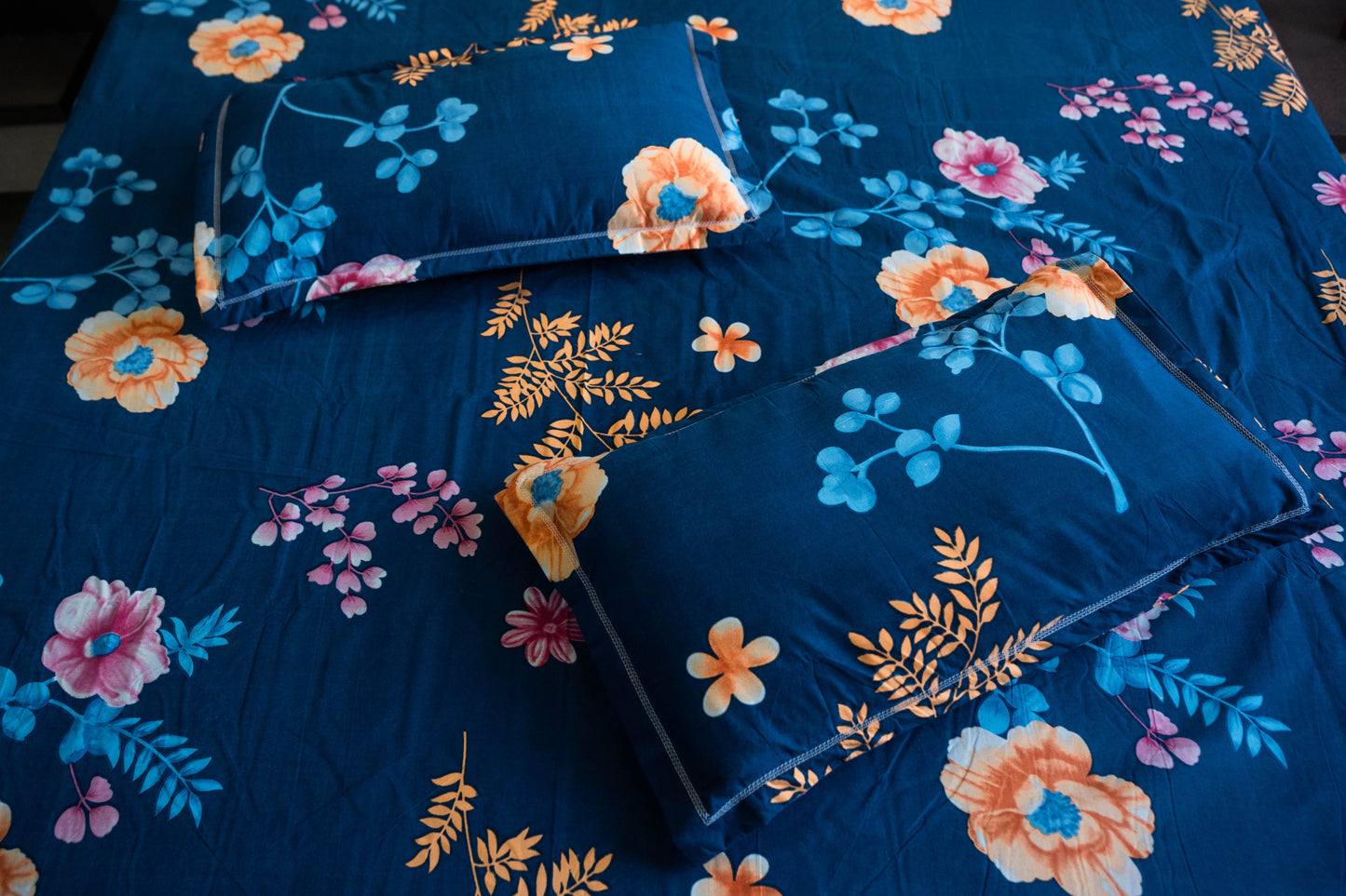 Amivra Premium Double Bedsheet (90" x 100") - 300 TC