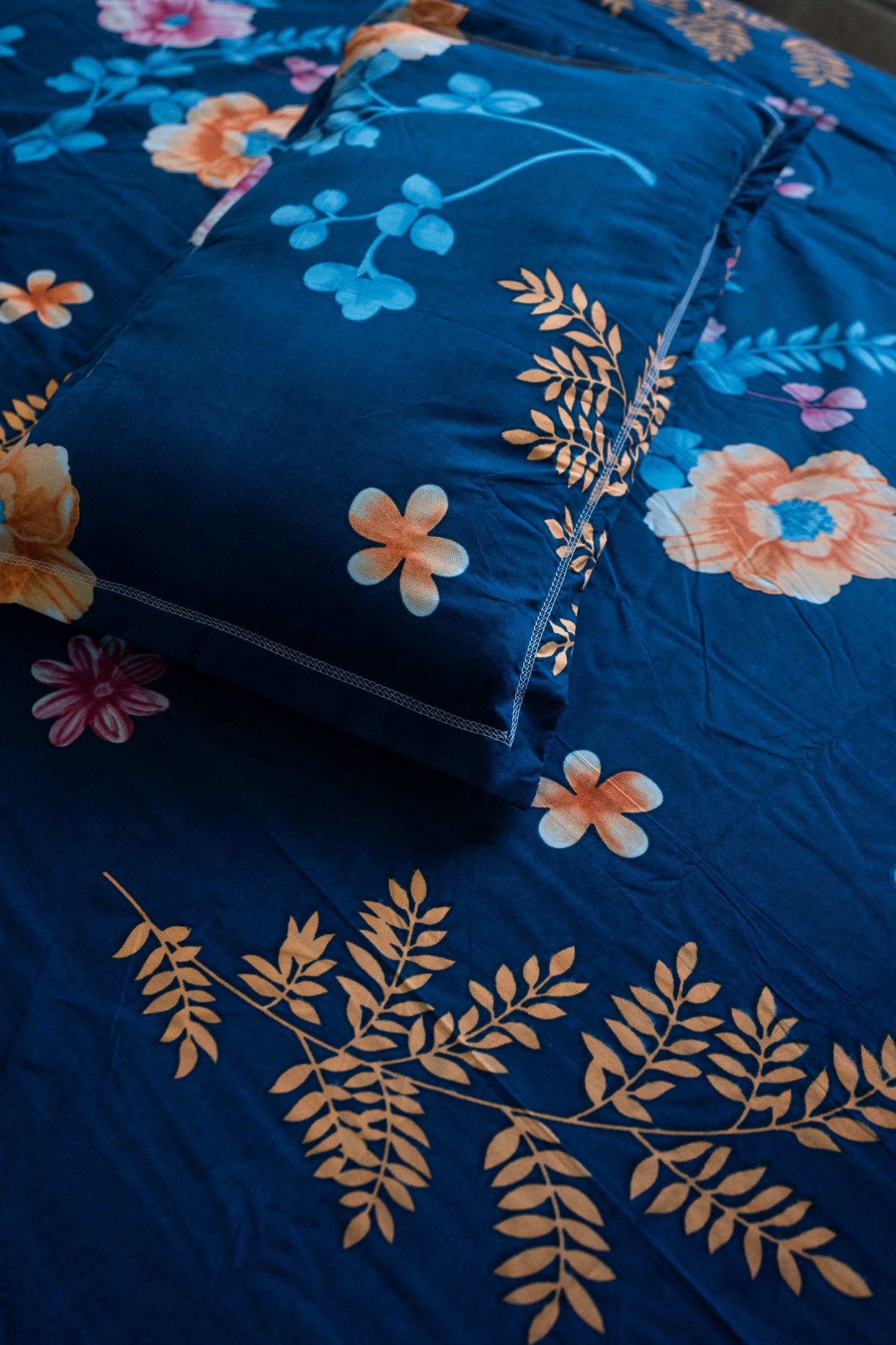 Amivra Premium Double Bedsheet (90" x 100") - 300 TC