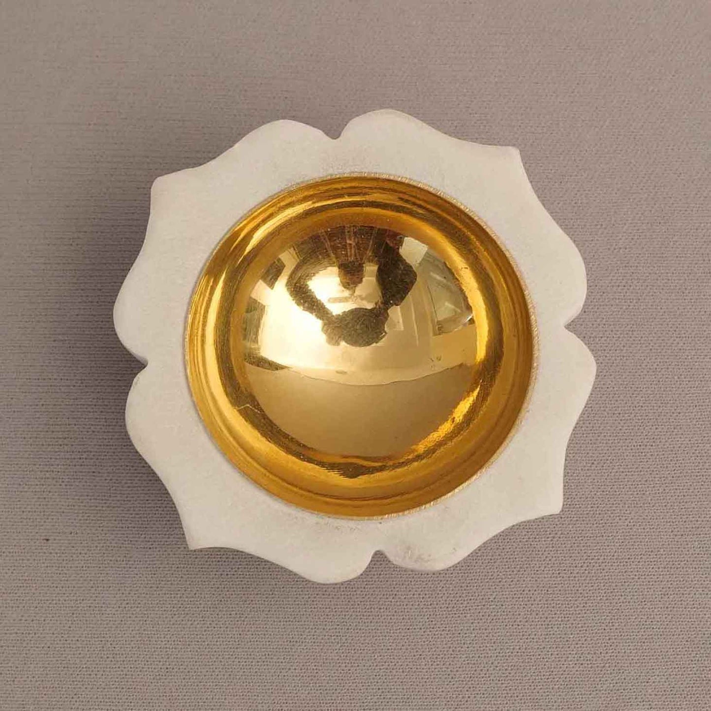Petal Tea Light Holder Set of 2 (Marble & Brass)