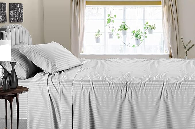 Lumorae Premium Queen Size Bedsheet (90" x 100") 300 TC